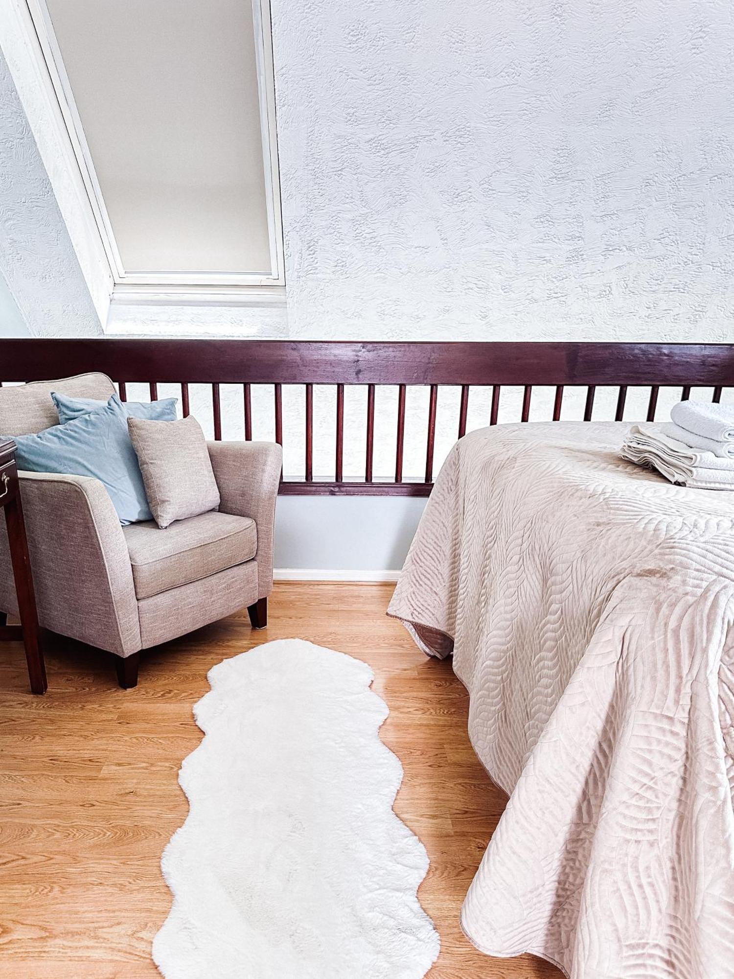 Beautiful Apartment In Guildford With Parking Send Экстерьер фото